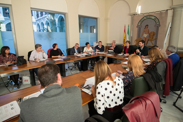 El Foro provincial de la Inmigración edita una guía destinada a las personas inmigrantes que trabajan en el sector agrario